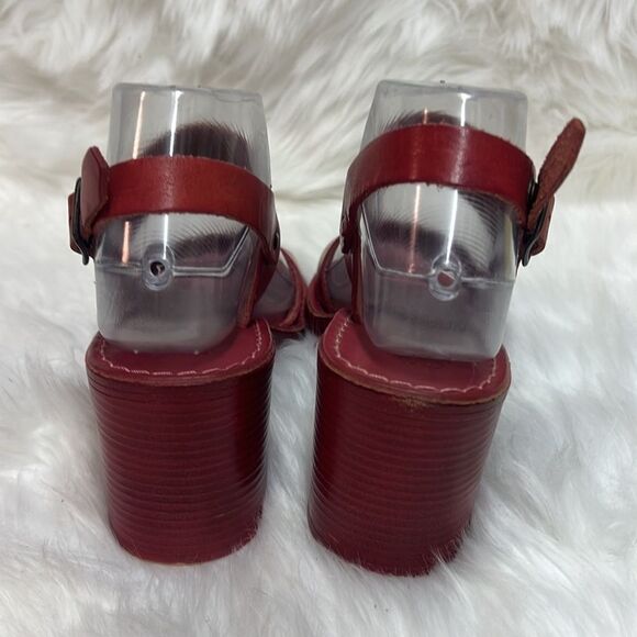 SEYCHELLES STATE OF MIND - RED SANDAL Bin 11 - Picture 6 of 9